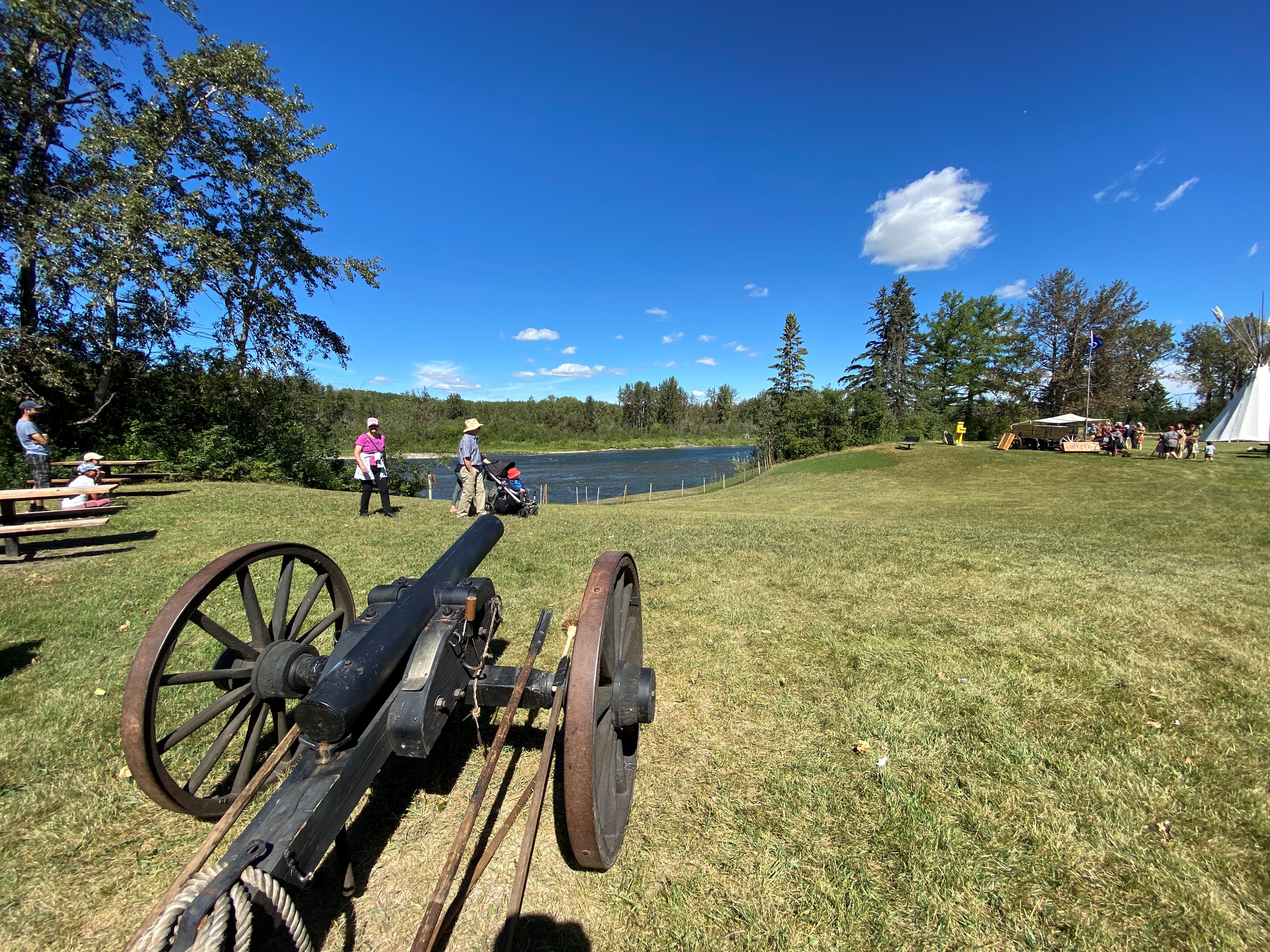 Canon reenactment at Fort Normandeau, Red Deer, AB